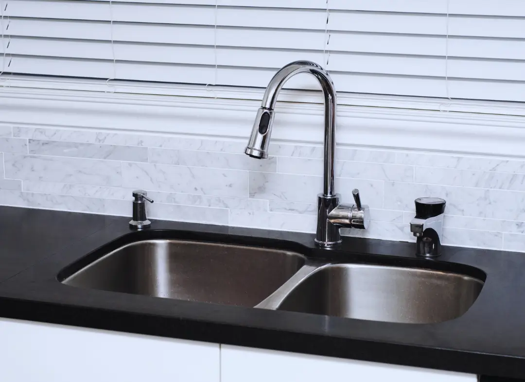 Changement Mitigeur d'évier Cinq-Mars-la-Pile